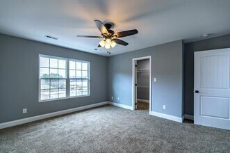 910 Warrior Hill Dr in Louisville, TN - Building Photo - Building Photo