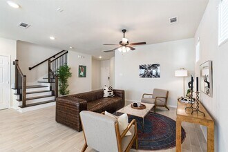 3235 Longleaf Meadows Dr in Houston, TX - Building Photo - Building Photo