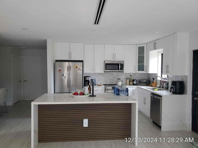 9700 NW 8th Ave in Miami, FL - Building Photo - Building Photo