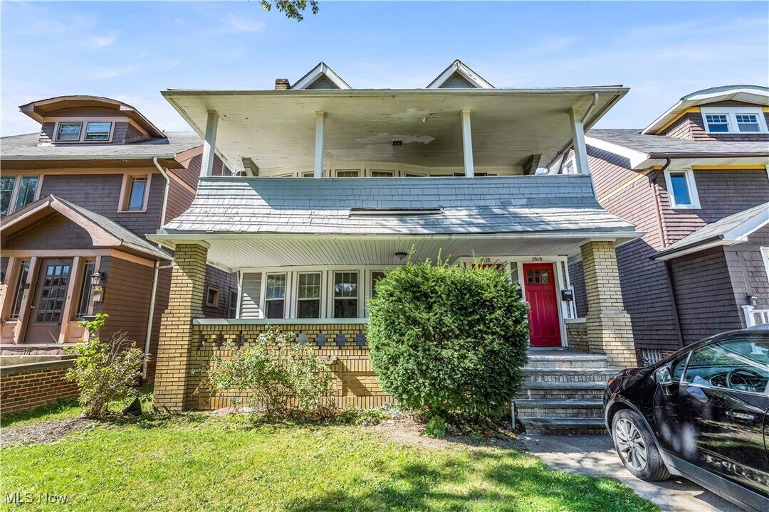 1616 Eddington Rd in Cleveland Heights, OH - Building Photo