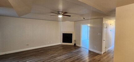 8710 Stream Cir in San Antonio, TX - Building Photo - Building Photo