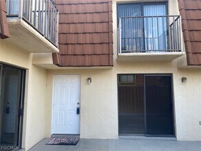 5245 Cedarbend Dr in Ft. Myers, FL - Building Photo - Building Photo