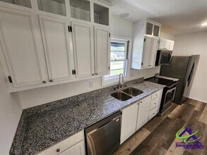 121 Highland Dr in Warner Robins, GA - Building Photo - Building Photo