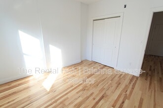 Elm St in Yonkers, NY - Building Photo - Interior Photo