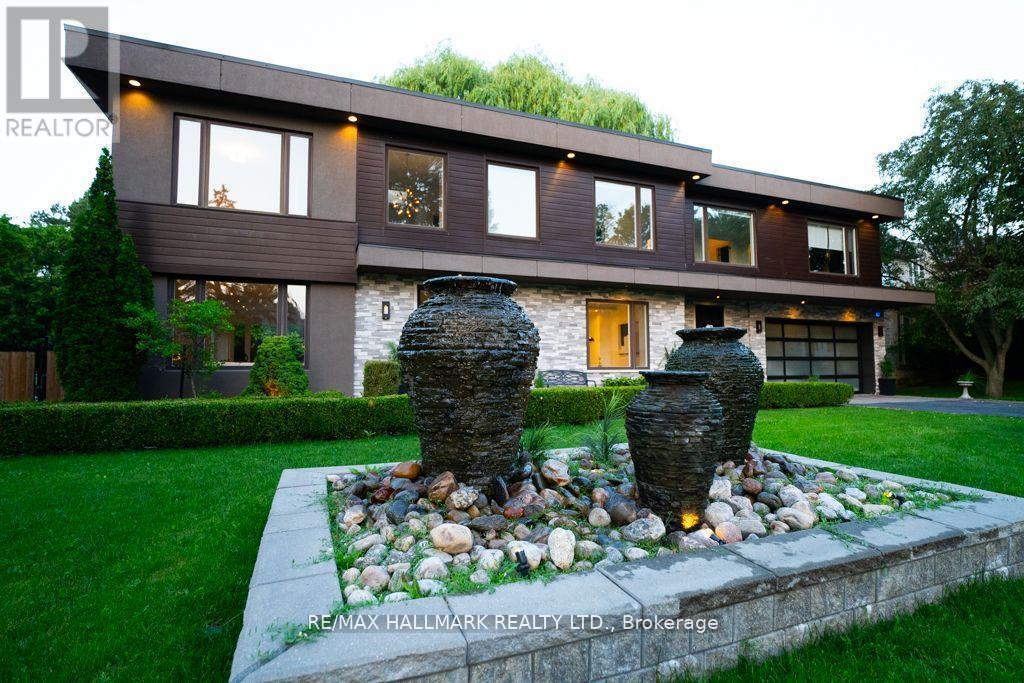 17 Hammok Crescent in Markham, ON - Building Photo