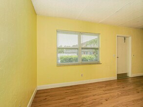 923 22nd Pl in Vero Beach, FL - Building Photo - Building Photo