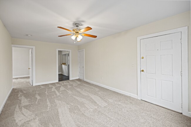 10303 Crain Hwy in Upper Marlboro, MD - Building Photo - Building Photo
