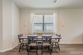 2221 Raider Dr in Conroe, TX - Building Photo - Building Photo