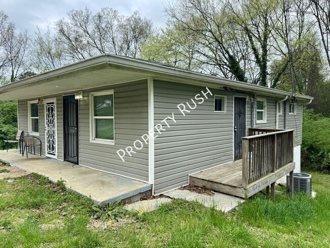 6303 Walden Ave in Chattanooga, TN - Building Photo - Building Photo