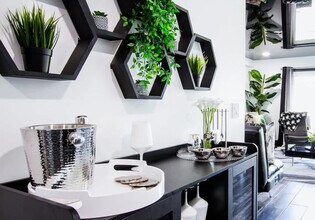 8743 Thomas Dr in Panama City Beach, FL - Building Photo - Building Photo