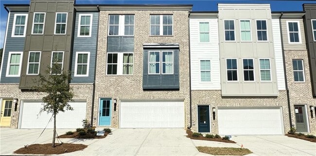 property at 1475 Creekside Cir NW