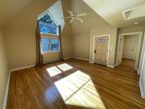 36 Finger Ave in Redwood City, CA - Building Photo - Building Photo