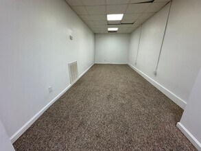 914 Main St in Altavista, VA - Building Photo - Building Photo