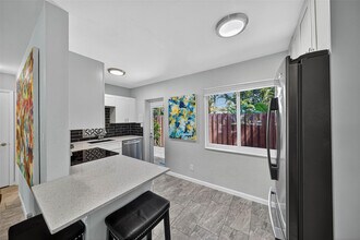 305 NE 15th St in Fort Lauderdale, FL - Building Photo - Building Photo