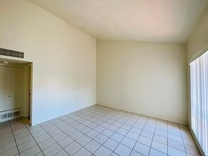 3231 E Presidio Rd in Tucson, AZ - Foto de edificio - Building Photo