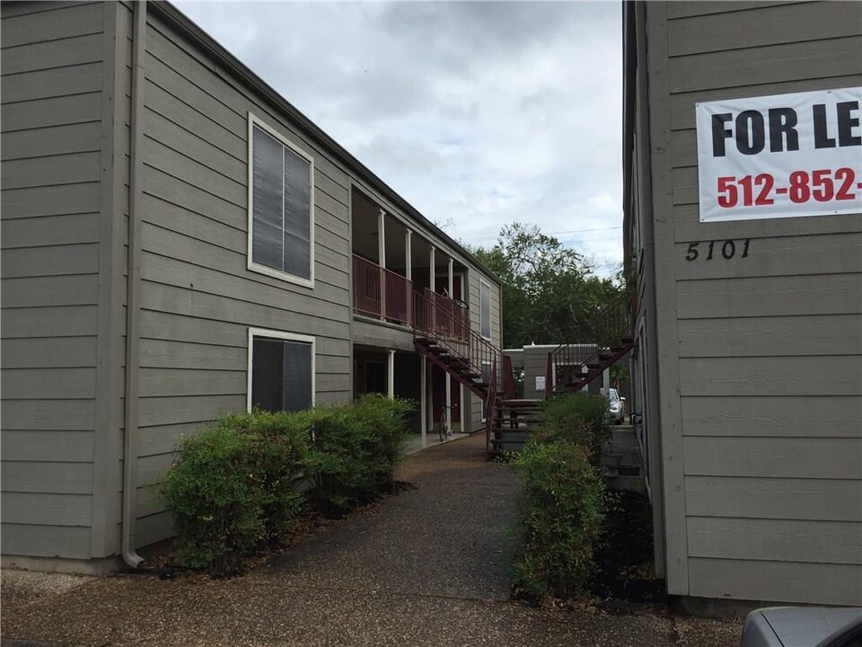 5101 Evans Ave in Austin, TX - Building Photo