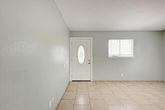 4701 Bandera Rd in Austin, TX - Building Photo - Building Photo