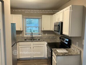 2497 Brentwood Rd in Decatur, GA - Foto de edificio - Building Photo