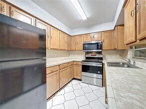 151 Tulpan Dr in Kissimmee, FL - Building Photo - Building Photo