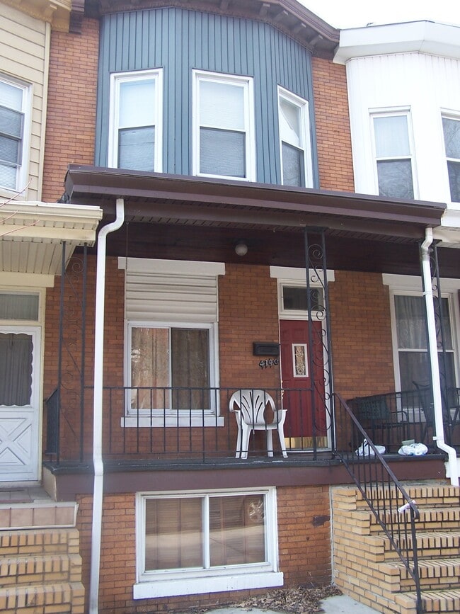 property at 4146 Falls Rd