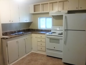 321 S Osage St-Unit -5 in Wichita, KS - Building Photo - Building Photo