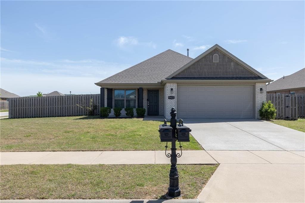 4405 W Anthem Dr in Fayetteville, AR - Building Photo