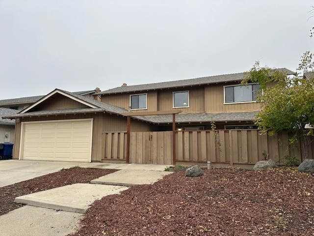 1921 Bridgewood Way in Modesto, CA - Foto de edificio - Building Photo