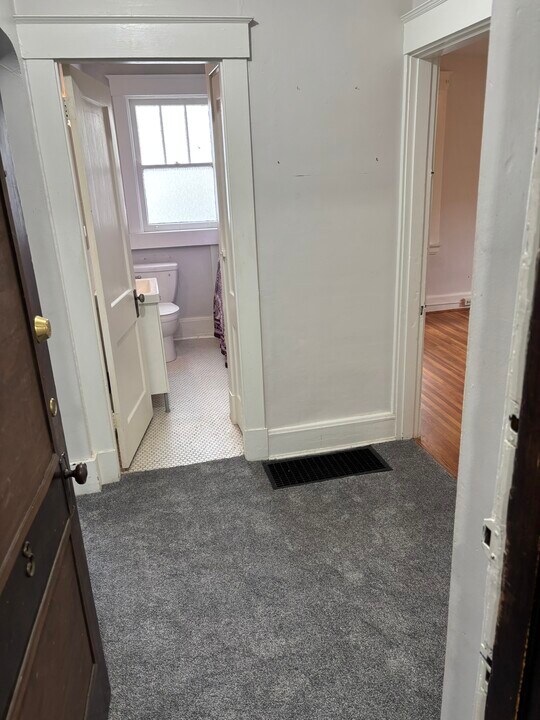 4004 Carter Ave, Unit 3 in Cincinnati, OH - Foto de edificio