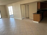 3930 S University Center Dr in Las Vegas, NV - Building Photo - Building Photo