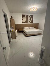 21545 SW 125th Psge in Miami, FL - Building Photo - Building Photo