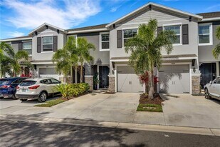 8649 Daydream St in Sarasota, FL - Building Photo