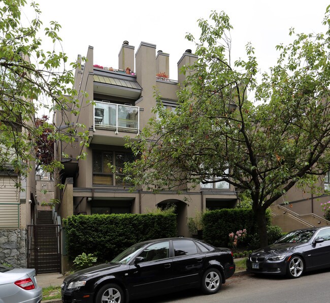 False Creek Terrace in Vancouver, BC - Building Photo - Building Photo