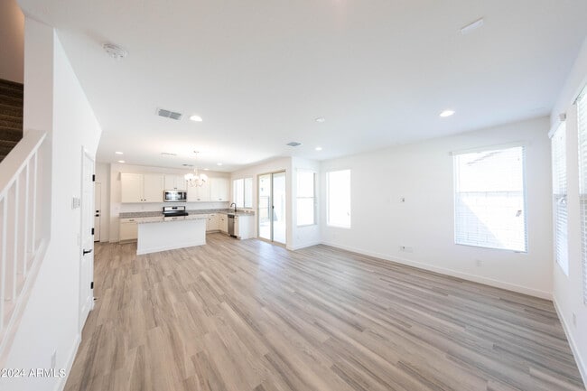 9326 E Strobe Ave in Mesa, AZ - Building Photo - Building Photo
