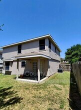 10316 Artesia Wells in Universal City, TX - Building Photo - Building Photo