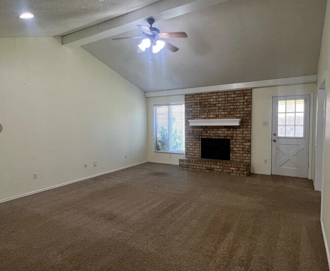 5717 89th St in Lubbock, TX - Building Photo - Building Photo