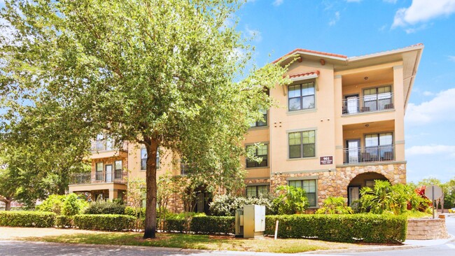 901 Charo Pkwy in Davenport, FL - Building Photo - Building Photo