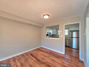 2510 N Dearing St in Alexandria, VA - Building Photo - Building Photo