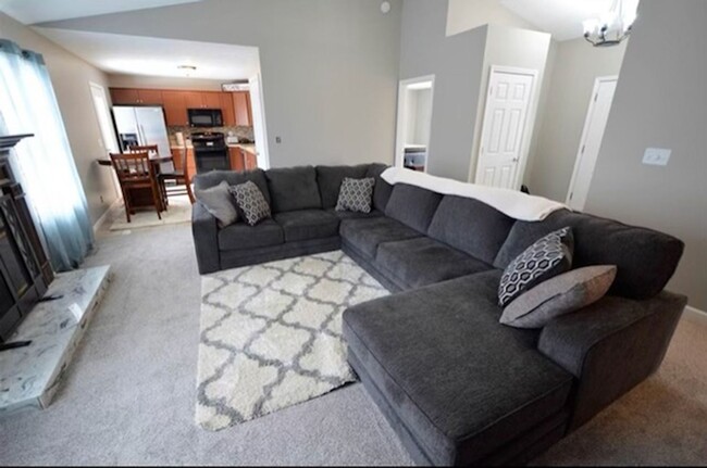 1614 Shining Armor Ln in West Lafayette, IN - Building Photo - Building Photo