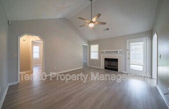 3007 Longmont Ln in Columbus, GA - Building Photo - Building Photo