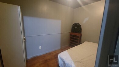 571 Jerome St-Unit -2 in Brooklyn, NY - Building Photo - Building Photo