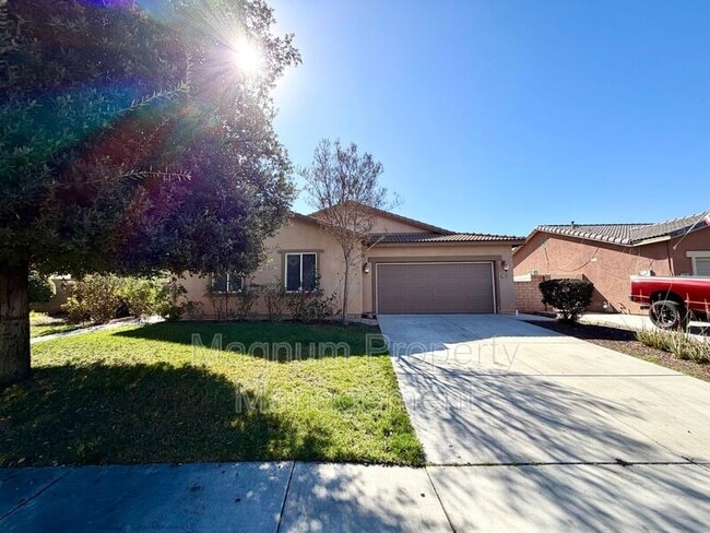 33409 Mesolite Way in Menifee, CA - Building Photo - Building Photo