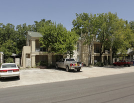 Cedar Apartments in Austin, TX - Building Photo