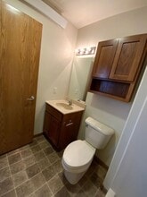 120 W Main St-Unit -D in South Heart, ND - Building Photo - Building Photo