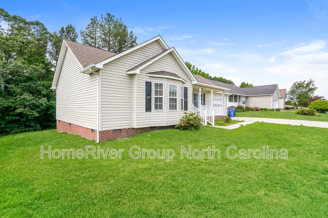 4735 Beckel Rd in Winston-Salem, NC - Building Photo - Building Photo