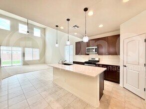 7155 W Bent Tree Dr in Peoria, AZ - Building Photo - Building Photo