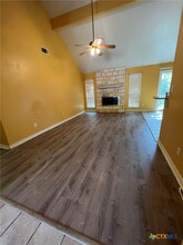 109 Quail Run Dr in San Marcos, TX - Building Photo - Building Photo