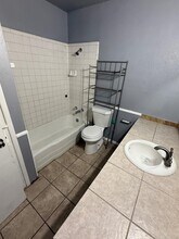 2107 49th St in Lubbock, TX - Building Photo - Building Photo