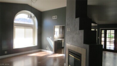 5608 Crimson Ridge Dr in Las Vegas, NV - Building Photo - Building Photo