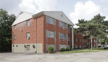 Jadaro Court Apartments in Cincinnati, OH - Building Photo - Building Photo