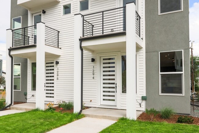 1294 Stuart St in Denver, CO - Foto de edificio - Building Photo